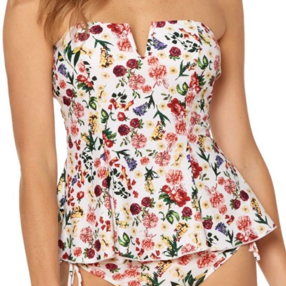 Jessica Simpson garden party bathing suit top